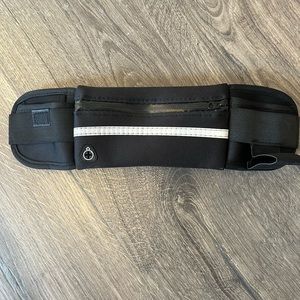 The Runner’s belt. Black.
